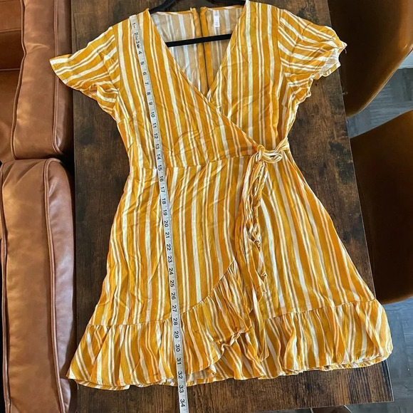 Summer yellow stripped dress - Picture 9 of 13